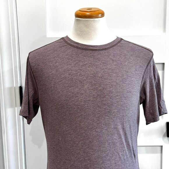 ON Apparel Performance T Shirt. Medium - Picture 2 of 8